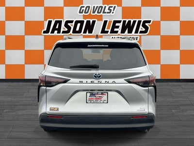 2023 Toyota Sienna XLE FWD 8-Passenger (Natl)