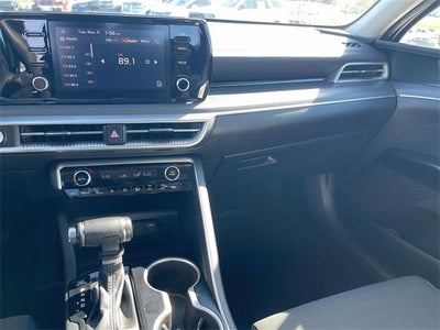 2023 Kia K5 LXS Auto FWD