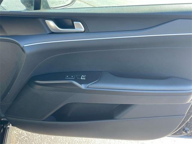 2023 Kia K5 LXS Auto FWD