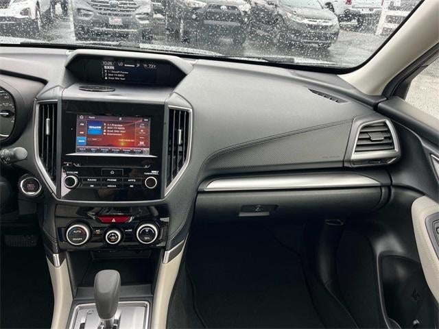 2023 Subaru Forester Premium CVT