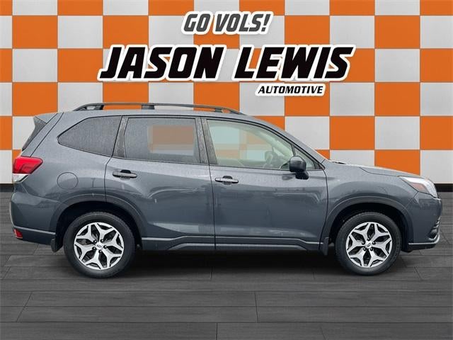 2023 Subaru Forester Premium CVT