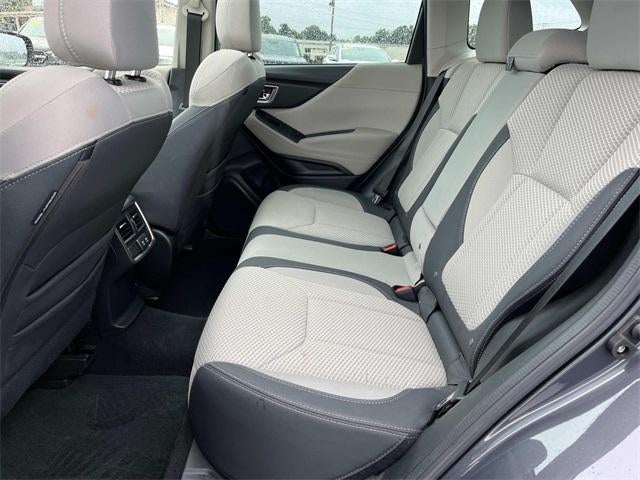 2023 Subaru Forester Premium CVT