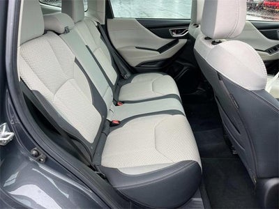 2023 Subaru Forester Premium CVT