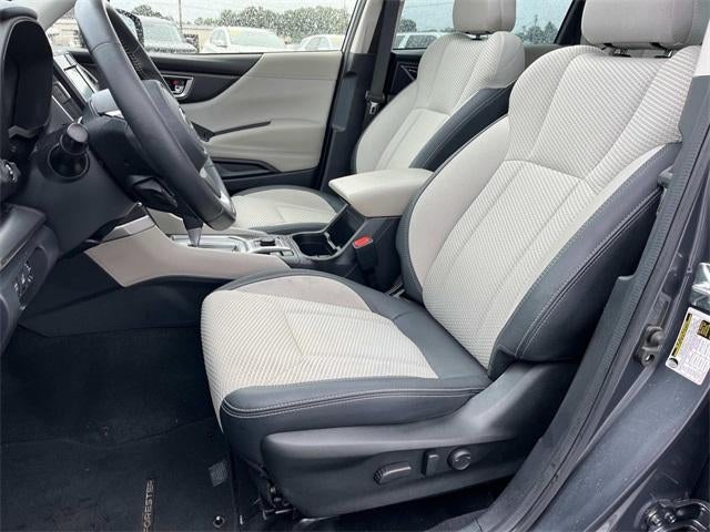 2023 Subaru Forester Premium CVT
