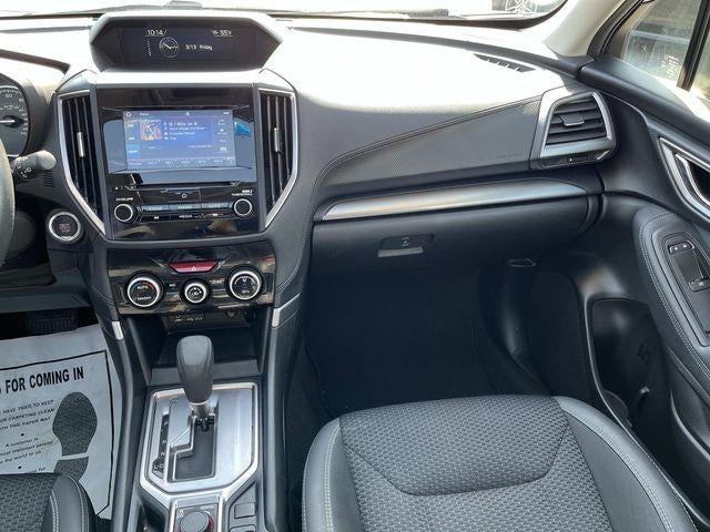 2023 Subaru Forester Premium CVT