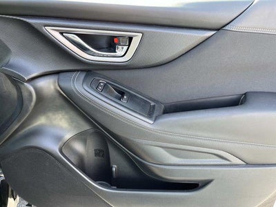 2023 Subaru Forester Premium CVT
