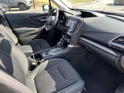 2023 Subaru Forester Premium CVT