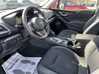 2023 Subaru Forester Premium CVT