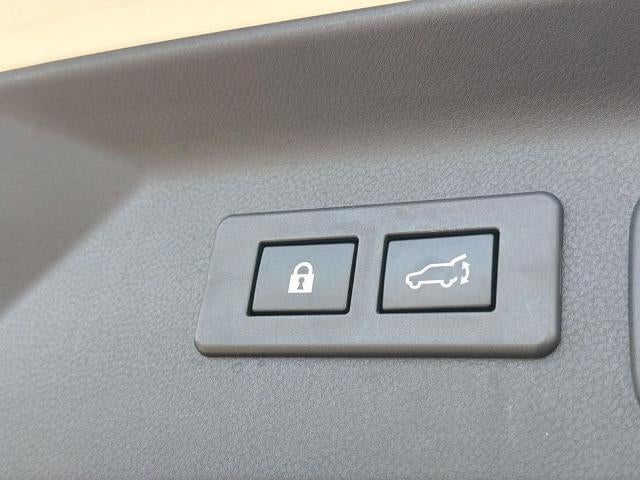 2025 Subaru Forester Touring AWD