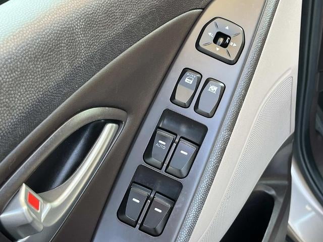 2013 Hyundai TUCSON AWD 4dr Auto Limited