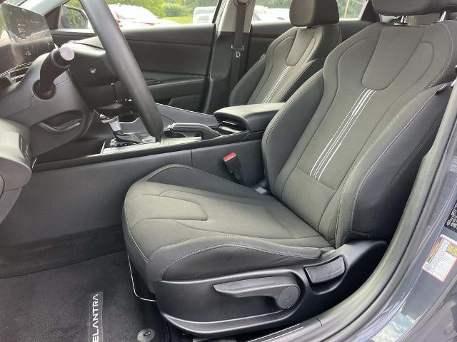 2024 Hyundai ELANTRA SEL IVT