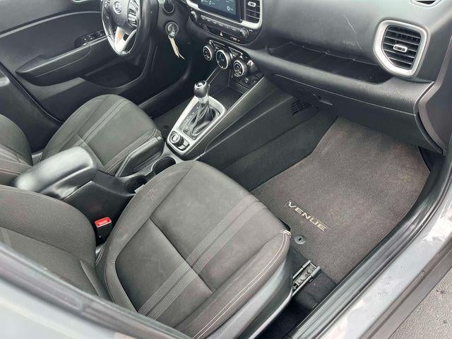 2020 Hyundai VENUE SEL IVT