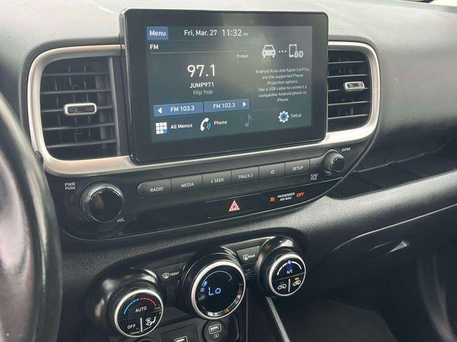 2020 Hyundai VENUE SEL IVT