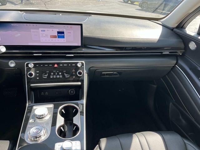 2025 Genesis GV80 2.5T Standard AWD