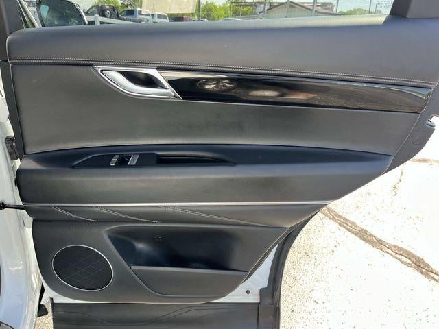 2025 Genesis GV80 2.5T Standard AWD