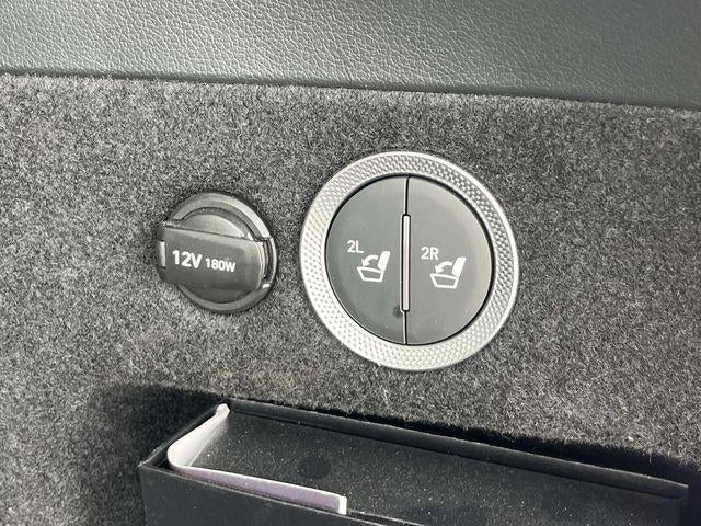 2025 Genesis GV80 2.5T Standard AWD
