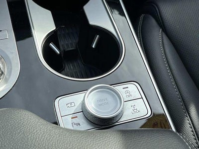 2025 Genesis GV80 2.5T Standard AWD
