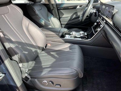 2025 Genesis GV80 2.5T Standard AWD