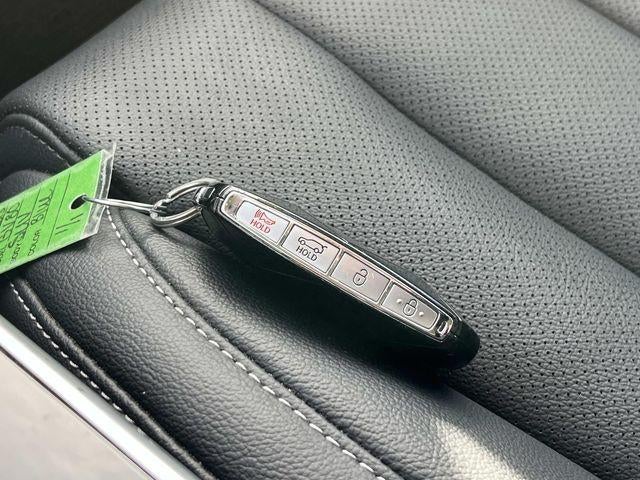 2025 Genesis GV80 2.5T Standard AWD
