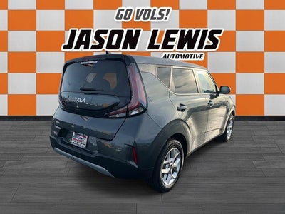 2024 Kia Soul LX IVT