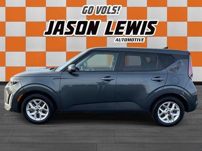 2024 Kia Soul LX IVT