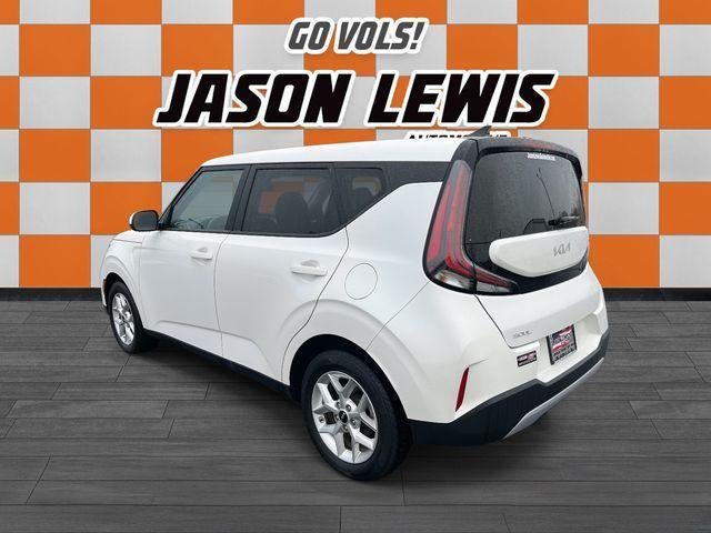 2024 Kia Soul LX IVT