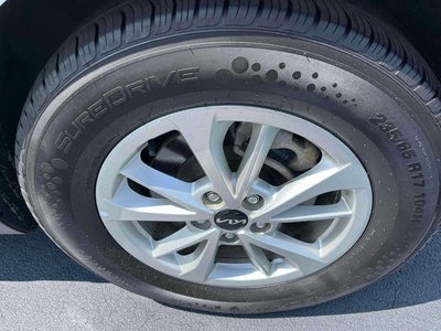 2024 Kia Carnival LX FWD