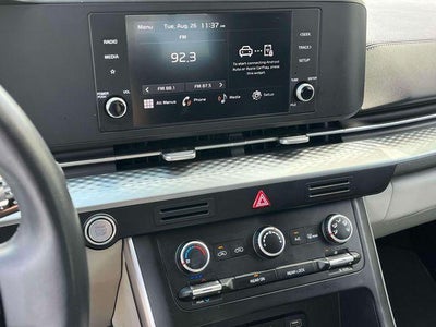 2024 Kia Carnival LX FWD