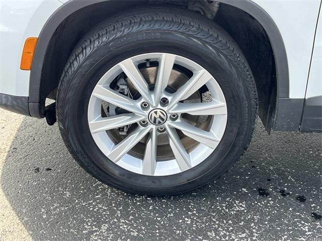 2017 Volkswagen Tiguan Limited 2.0T FWD