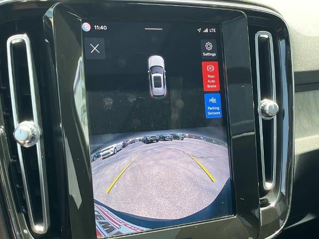 2023 Volvo XC40 B5 AWD Plus Bright Theme