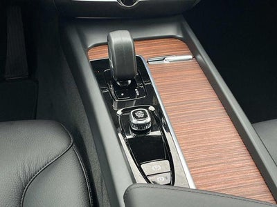 2025 Volvo V60 Cross Country B5 AWD Plus