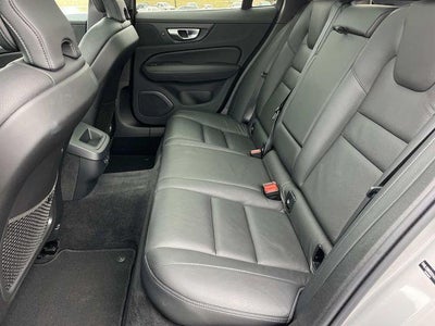 2025 Volvo V60 Cross Country B5 AWD Plus