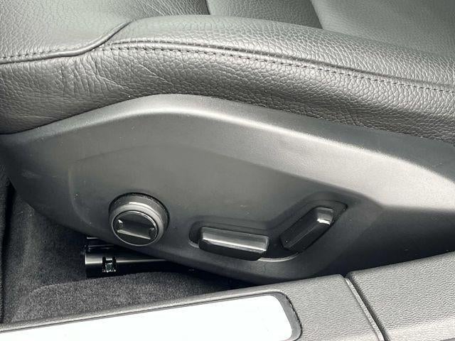 2025 Volvo V60 Cross Country B5 AWD Plus